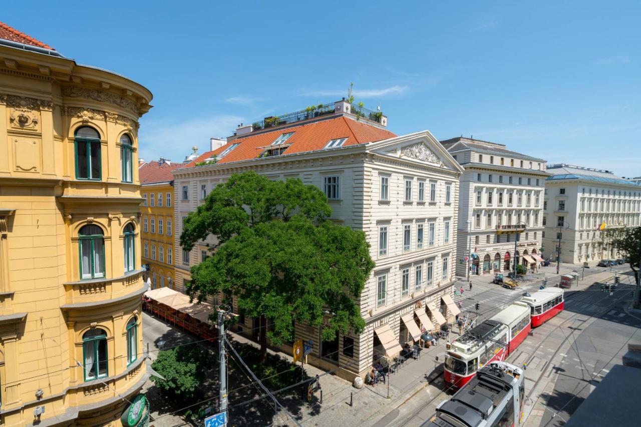 Vienna Residence, City Hall - Parliament Extérieur photo